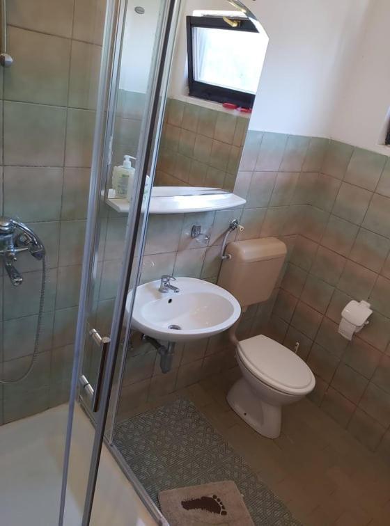 Apartmani Svitlana Sukosan Luaran gambar