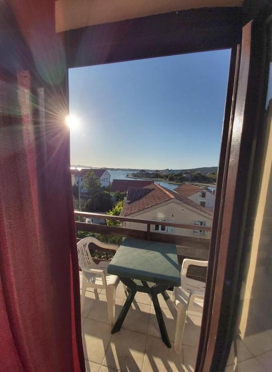 Apartmani Svitlana Sukosan Luaran gambar