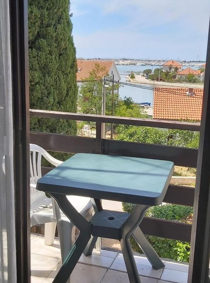 Apartmani Svitlana Sukosan Luaran gambar