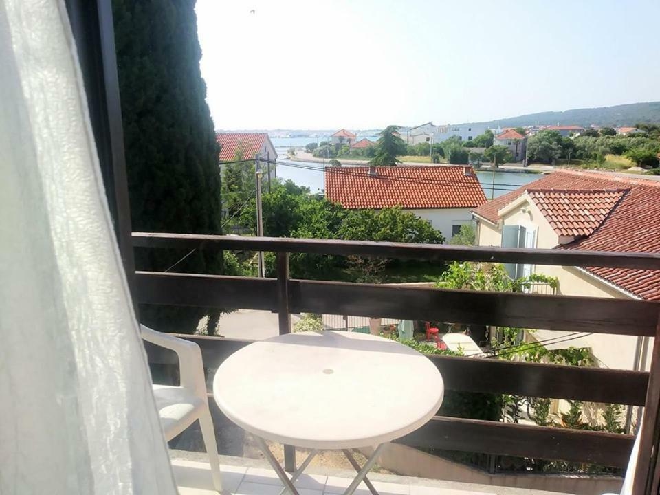 Apartmani Svitlana Sukosan Luaran gambar
